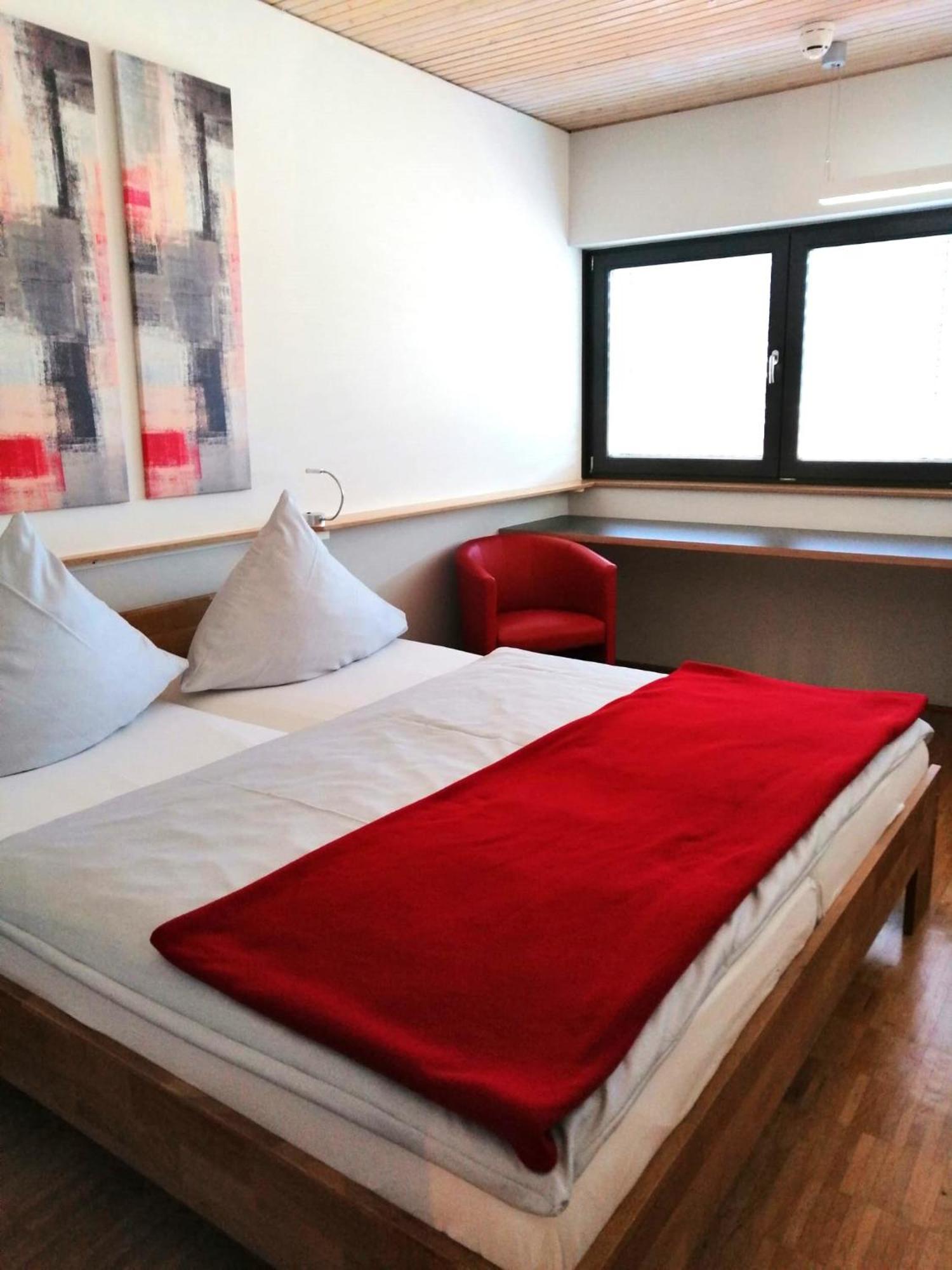 Bed & Breakfast Rotes Haus Юберлінген Екстер'єр фото